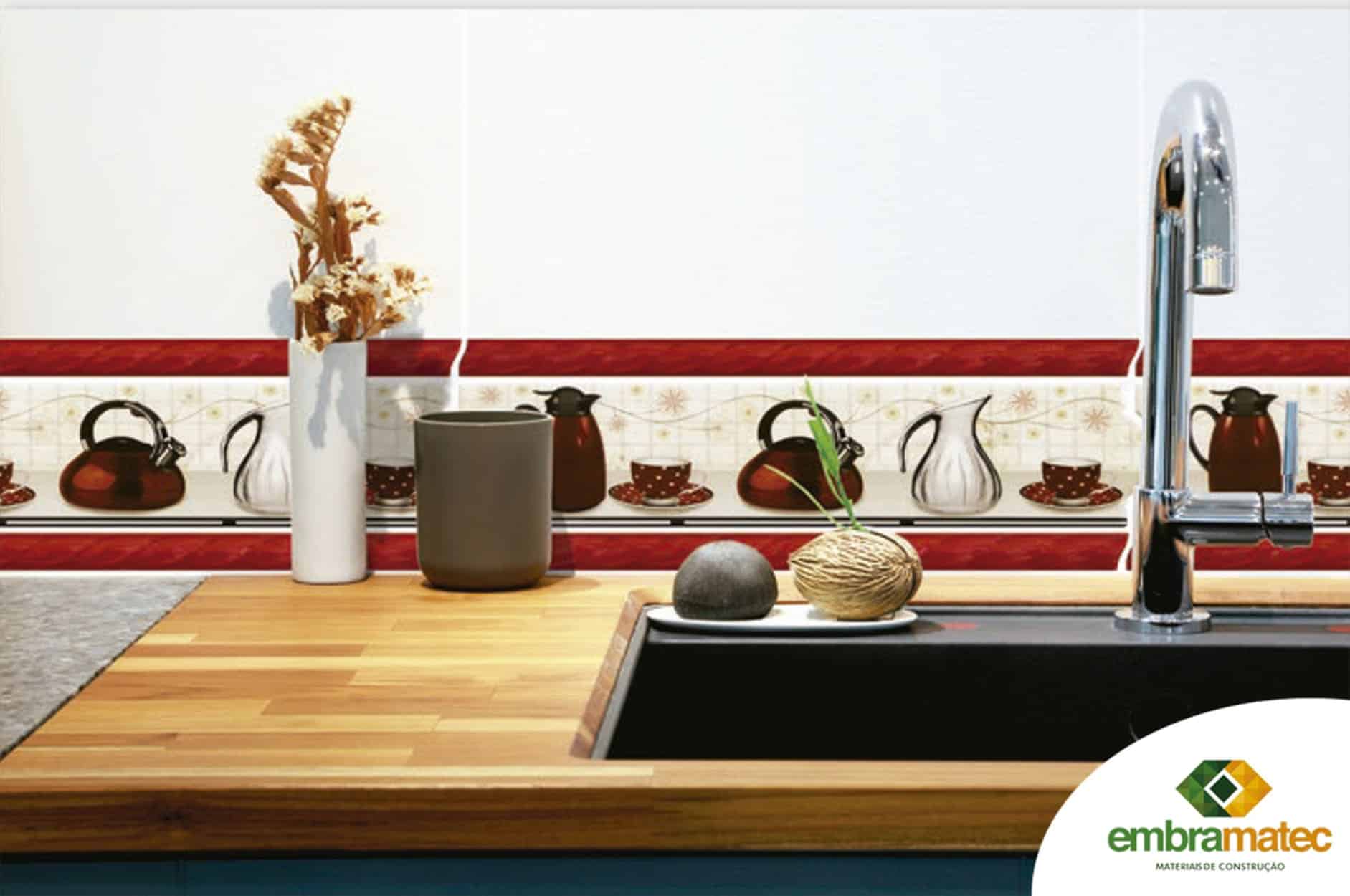 Faixa decorativa para cozinha: dicas +12 modelos inspiradores para destacar a decoração.