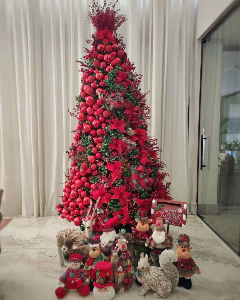 Arvore de Natal: 5 dicas e 19 modelos encantadores para montar a sua  decoração.