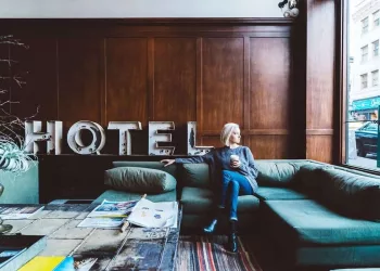 tapete hotel capa Tapetes e carpetes têm papel central na decor de hotéis
