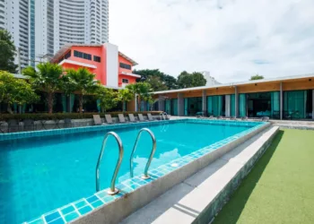Impermeabilização de Piscinas Enterradas: A Manta Asfáltica é uma Opção Viável?