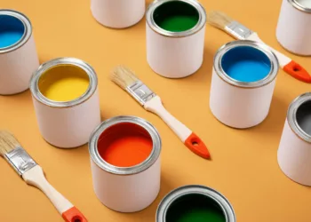 Tipos de Tintas: Qual a Melhor Escolha para Paredes, Pisos e Móveis?