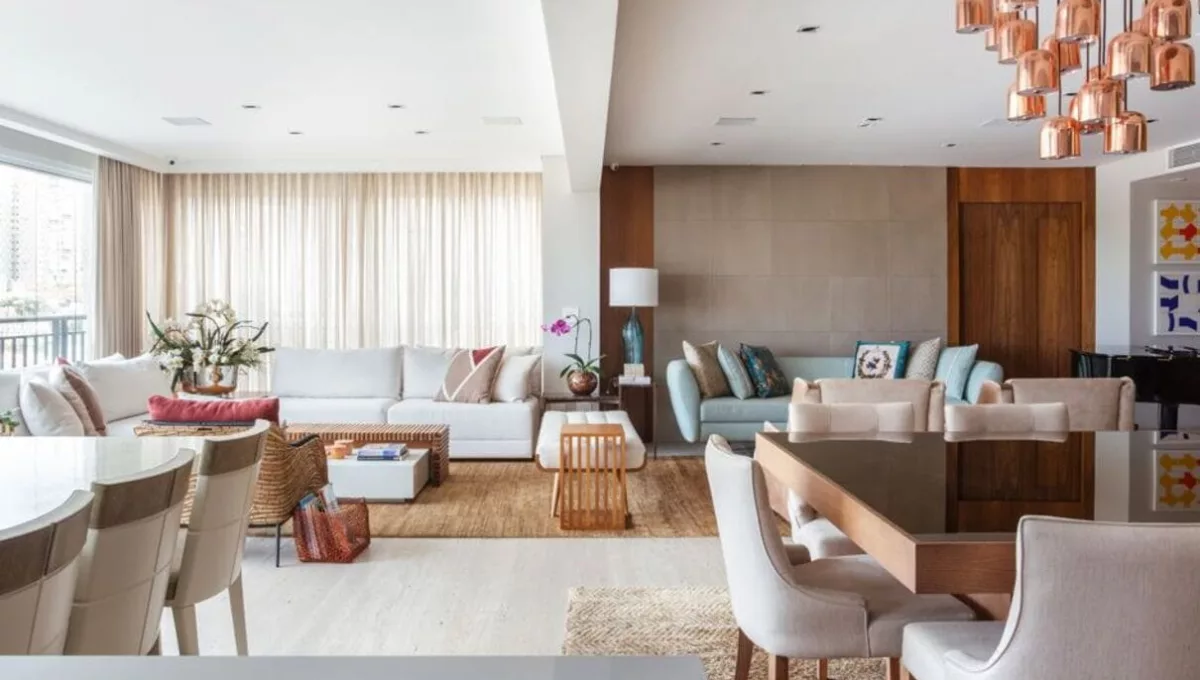 Uma boa organização não é sobre esconder a bagunça, mas sobre repensar a forma como usamos o espaço e pequenas atitudes no dia a dia evitam grandes bagunças no fim da semana | Projeto Dantas & Passos Arquitetura | Foto: Maura Mello
