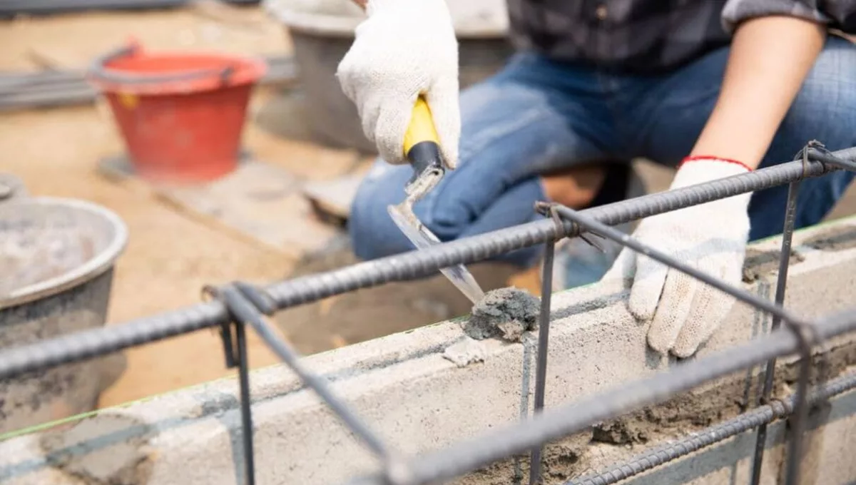 Reformar ou demolir entrará em debates estéticos, de previsões estruturais e de como o imóvel poderá atender ao estilo de vida dos moradores no presente e no futuro | Foto: Pexels