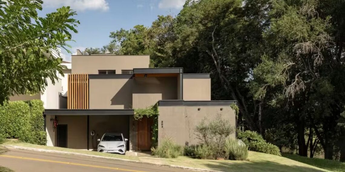 Fachada de casa moderna