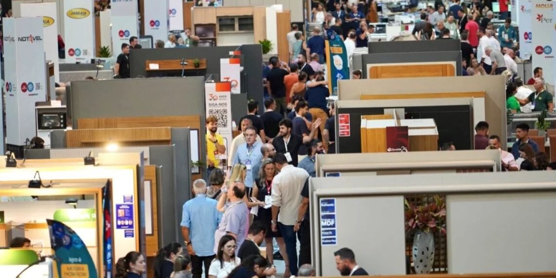 Maior feira de móveis do Paraná conclui edição recorde e aponta novos rumos para o setor