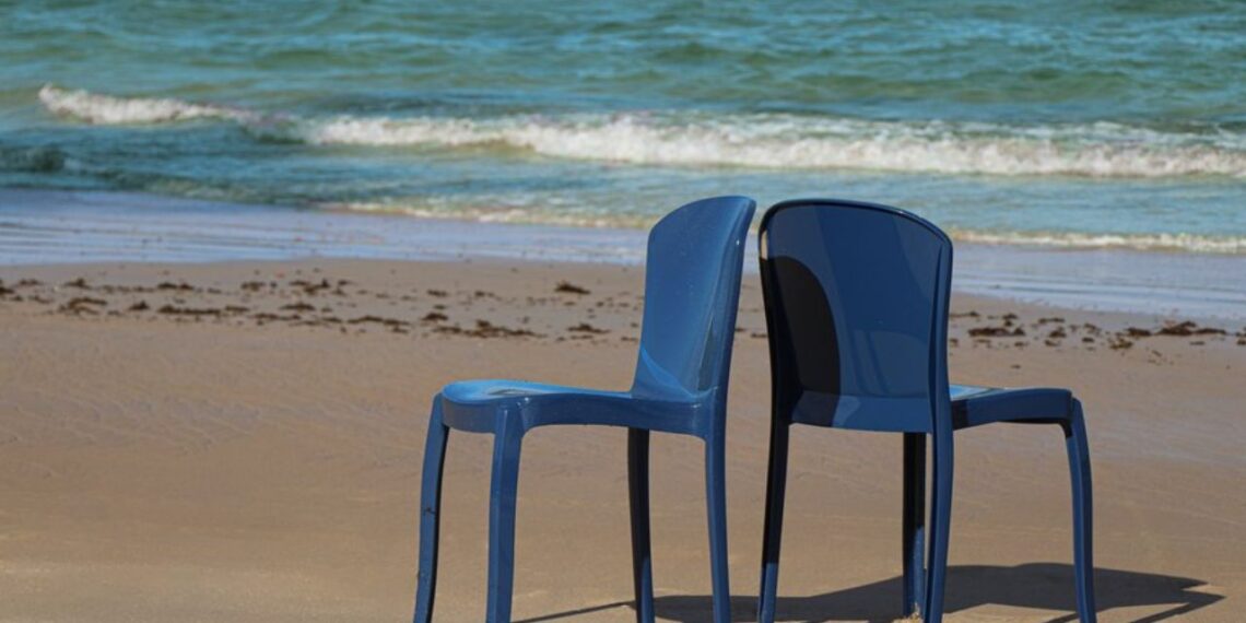 Tramontina Oceano +Clean: cadeira criada com plástico do mar une resistência e propósito ambiental